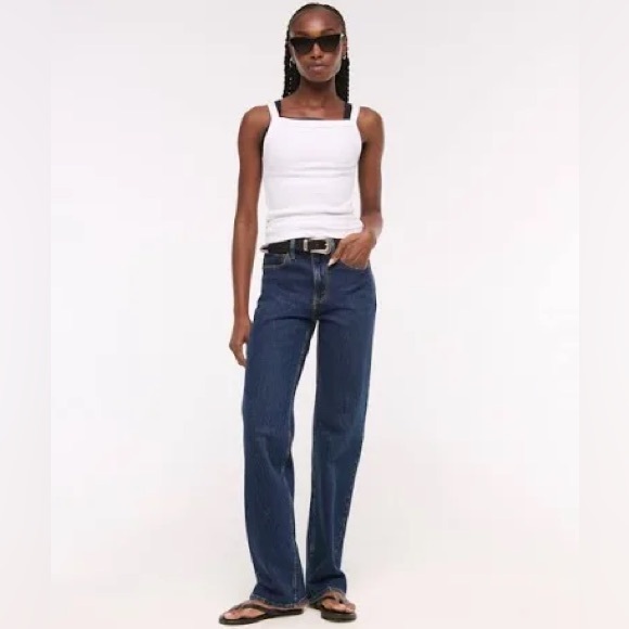 Abercrombie & Fitch Denim - Abercrombie and Fitch The 90’s relaxed jeans high rise curve love 28